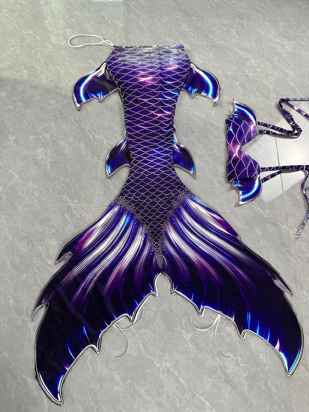 Colorful Dreamy Mermaid Tail A - Aquarium & Marine Museum Universiti Malaysia Sabah Kota Kinabalu Sabah Reviews ulasan dan harga